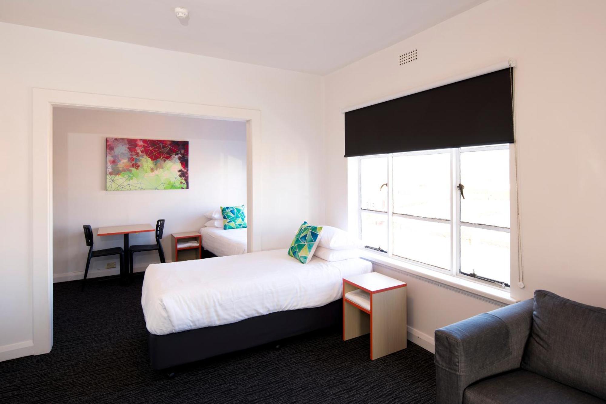 לונסטון Mowbray Hotel מראה חיצוני תמונה